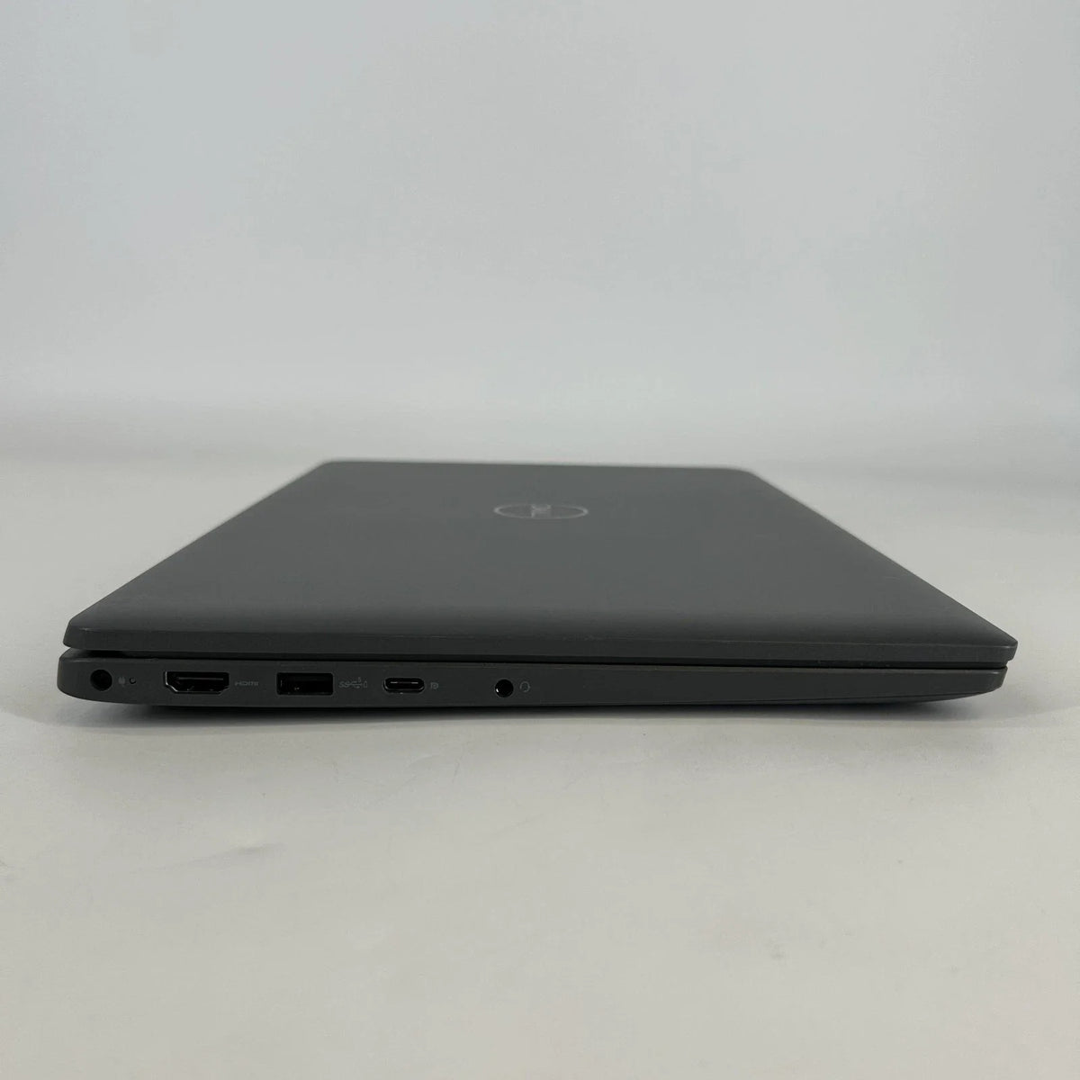 Dell Latitude 3450 14 Gray 1.3 GHz Intel Core i5 13th Gen. 16GB RAM 256GB Solid State Drive