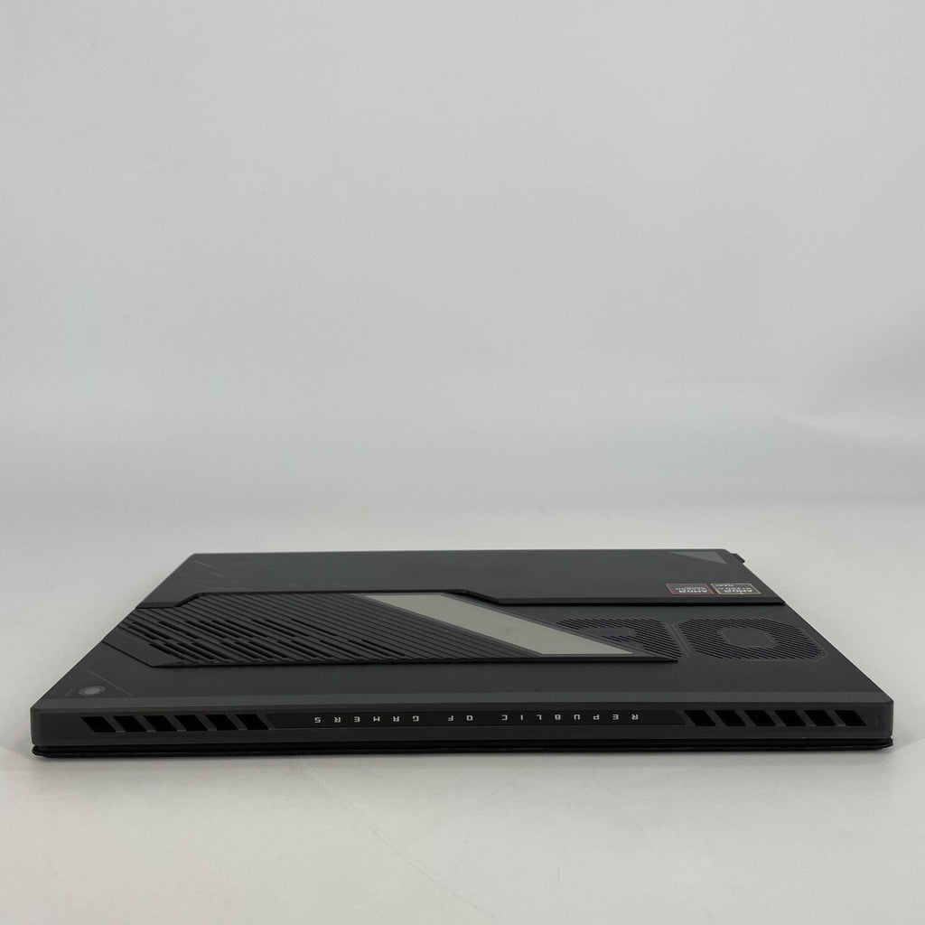 Asus ROG Flow Z13 GZ302 13.4 Black 3.0 GHz AMD Ryzen AI MAX+ 395 32GB RAM 2TB Solid State Drive