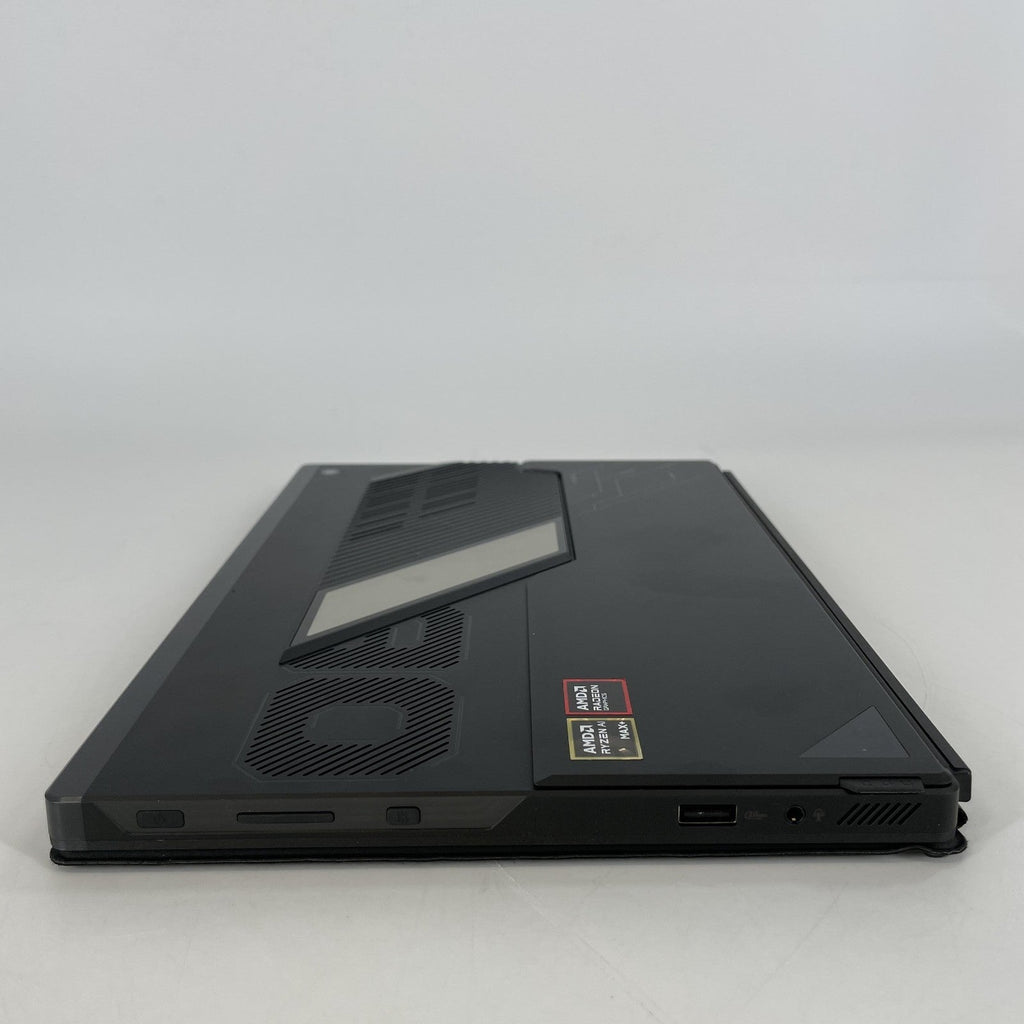 Asus ROG Flow Z13 GZ302 13.4 Black 3.0 GHz AMD Ryzen AI MAX+ 395 32GB RAM 2TB Solid State Drive