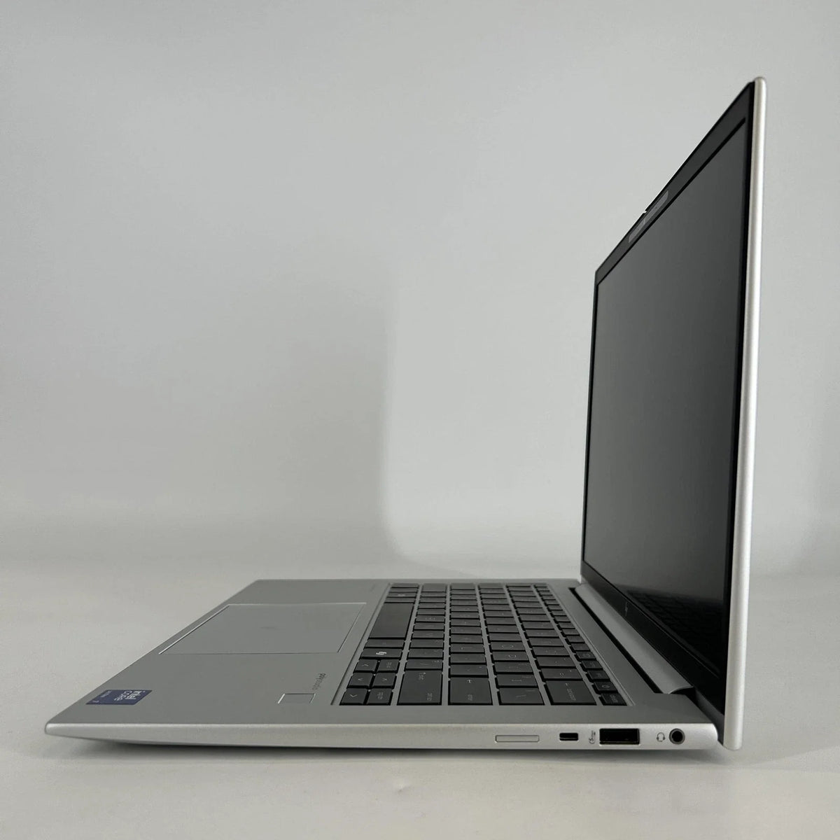 HP Elitebook 840 G11 14 Silver 1.7 GHz Intel Core Ultra 7 16GB RAM 512GB Solid State Drive