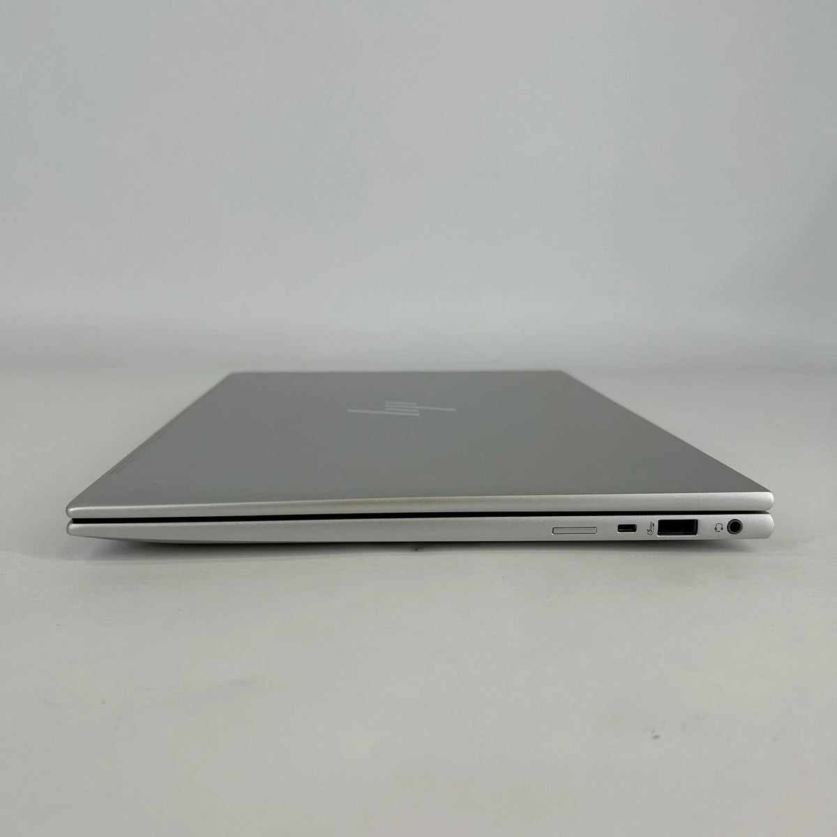 HP Elitebook 840 G11 14 Silver 1.7 GHz Intel Core Ultra 7 16GB RAM 512GB Solid State Drive