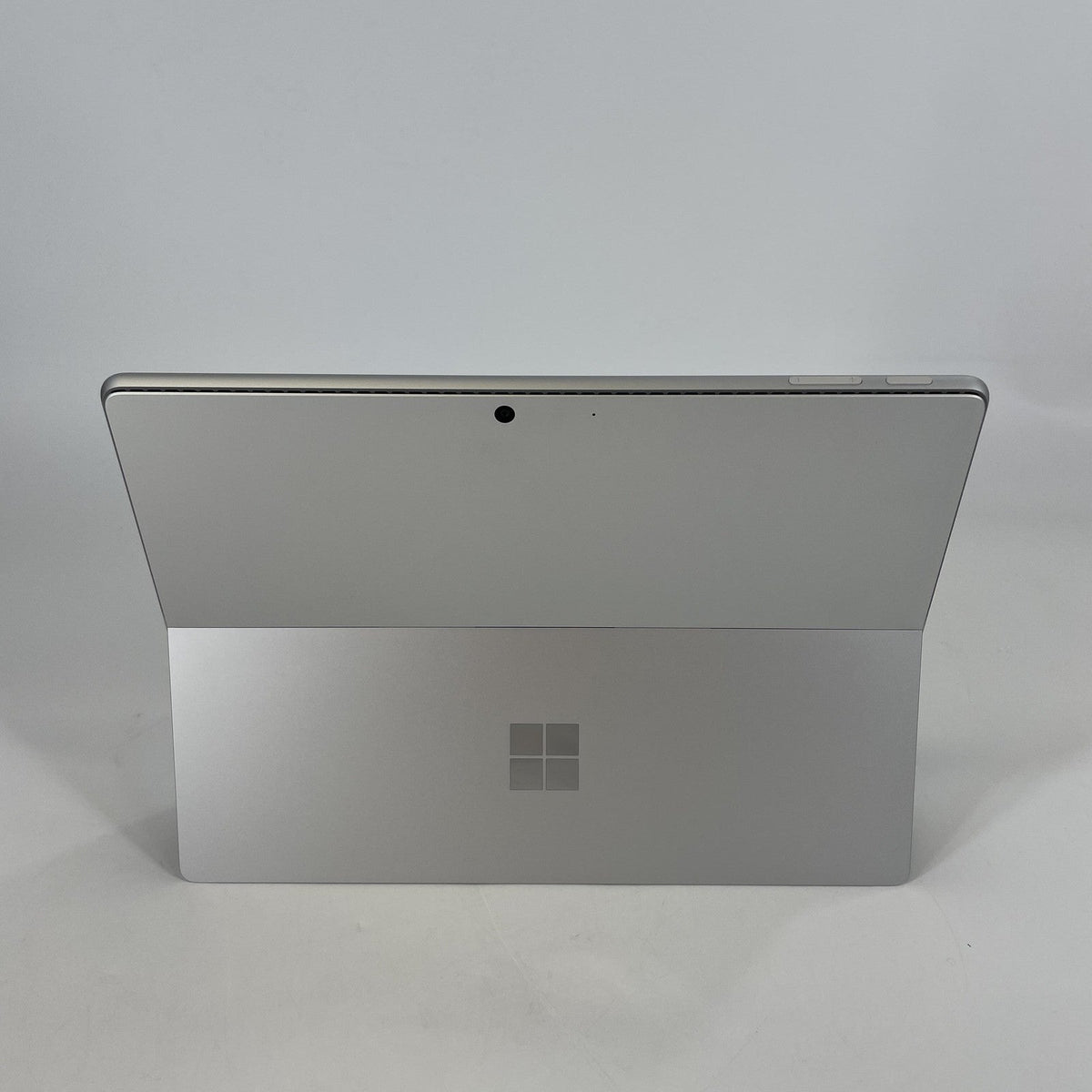 Microsoft Surface Pro 11 13 Silver WiFi 3.4 GHz Qualcomm Snapdragon X Plus 16GB RAM 256GB Solid State Drive