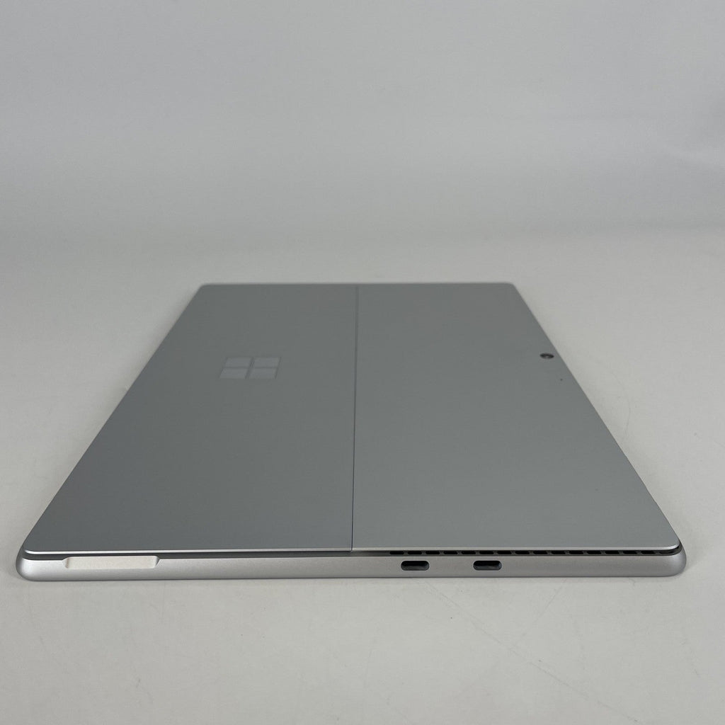 Microsoft Surface Pro 11 13 Silver WiFi 3.4 GHz Qualcomm Snapdragon X Plus 16GB RAM 256GB Solid State Drive