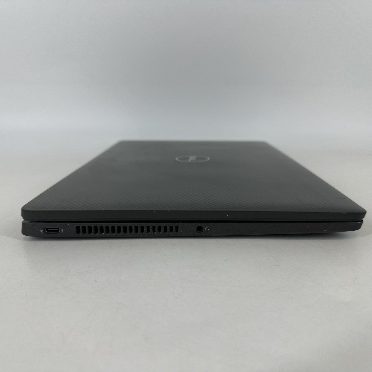 Latitude 7420 14 Black 3.0 GHz Intel Core i7 11th Gen. 16GB RAM 512GB Solid State Drive