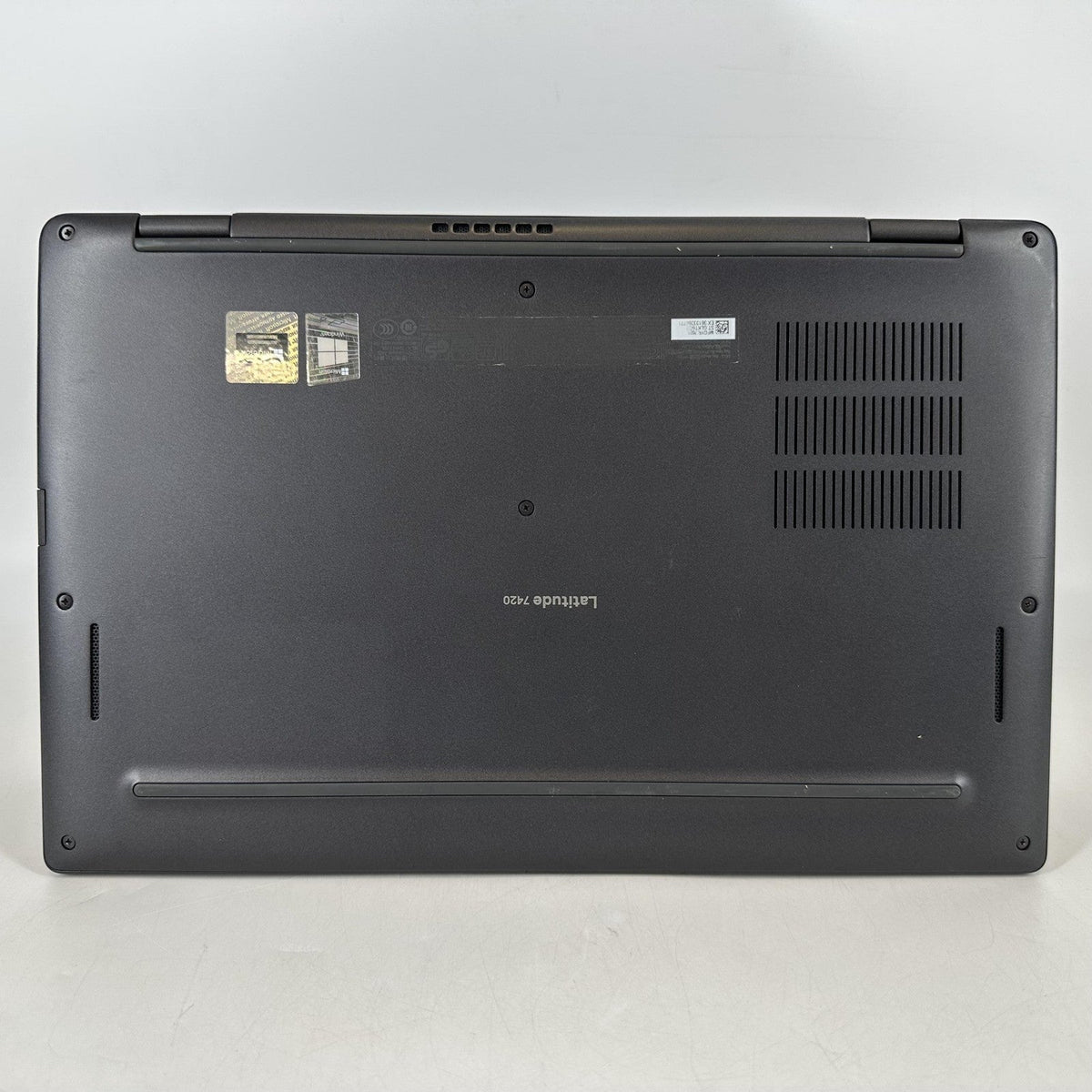 Latitude 7420 14 Black 3.0 GHz Intel Core i7 11th Gen. 16GB RAM 512GB Solid State Drive