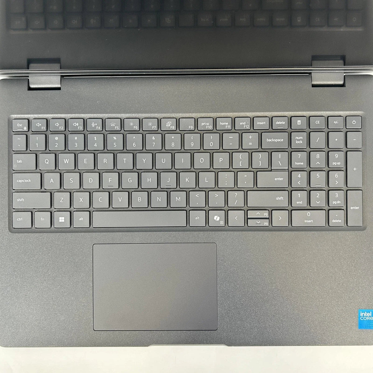Pro 16 PC16250 Magnetite 1.4 GHz Intel Core 5 8GB RAM 256GB Solid State Drive