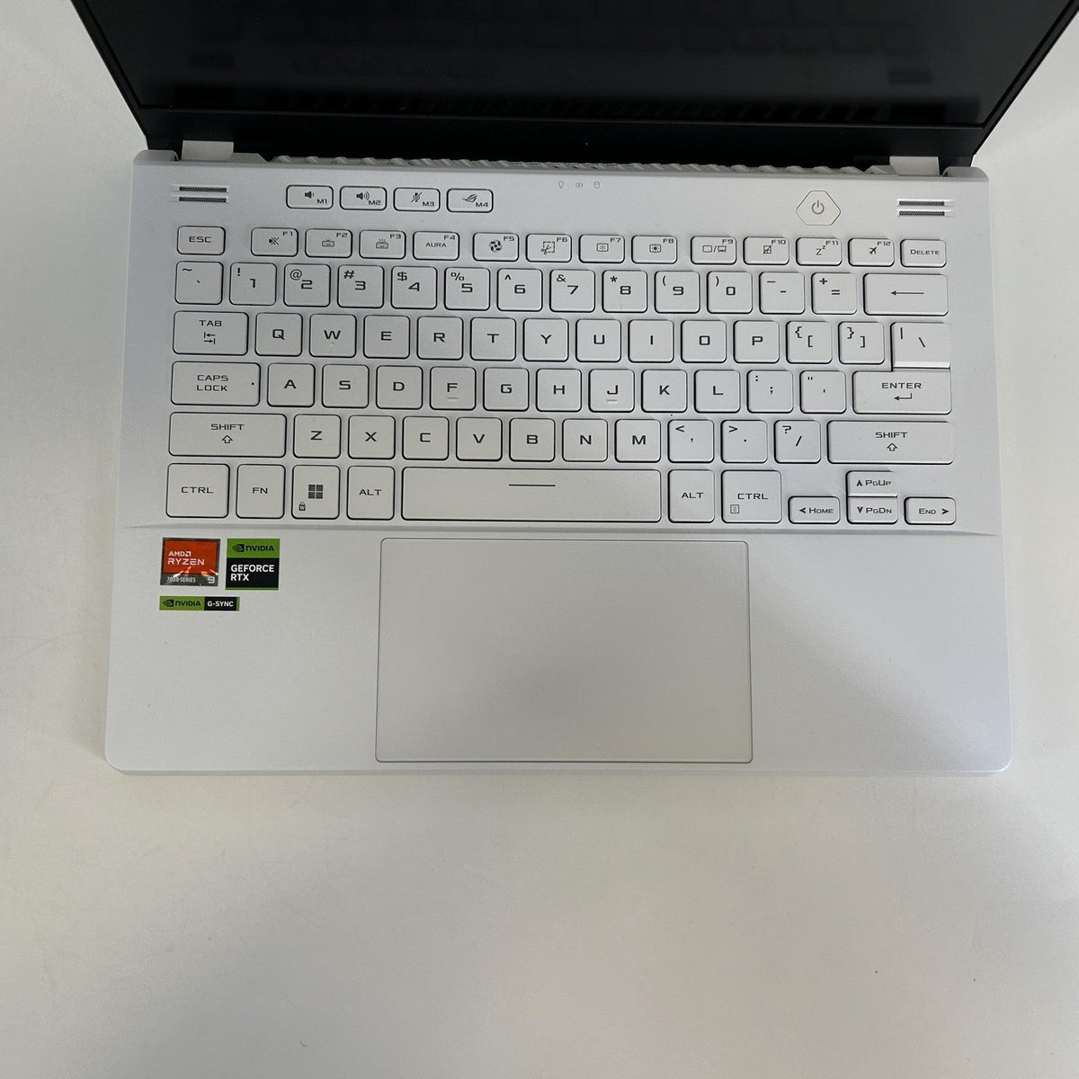 Asus ROG Zephyrus G14 GA402 14 White 4.0 GHz AMD Ryzen 9 7940HS 16GB RAM 512GB Solid State Drive NVIDIA GeForce RTX 4060 8 GB