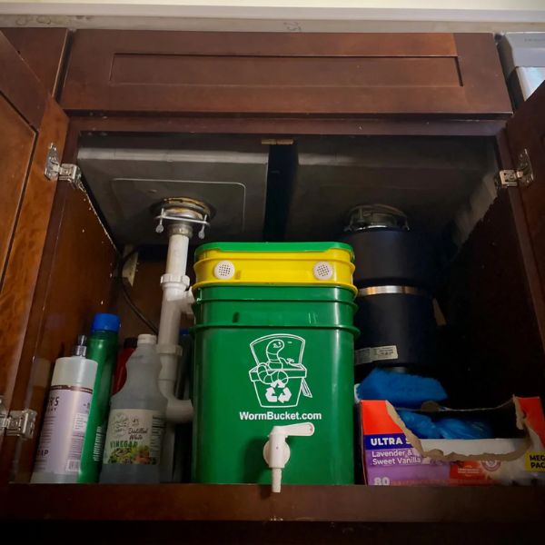 Worm Bucket™ Indoor Composter Kit