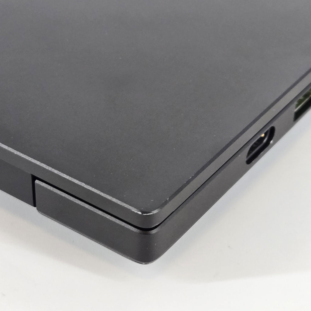 Razer Blade 16 2025 Black 2.0 GHz AMD Ryzen AI 9 365 16GB RAM 1TB Solid State Drive NVIDIA GeForce RTX 5060 8 GB