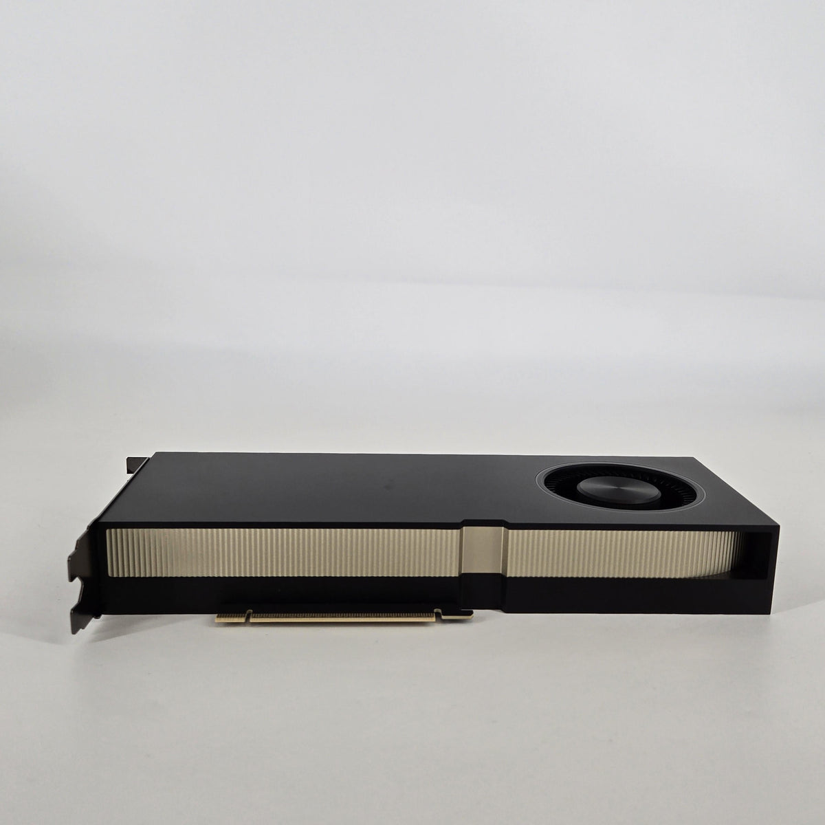 NVIDIA RTX PRO 5000 Blackwell 48GB RAM