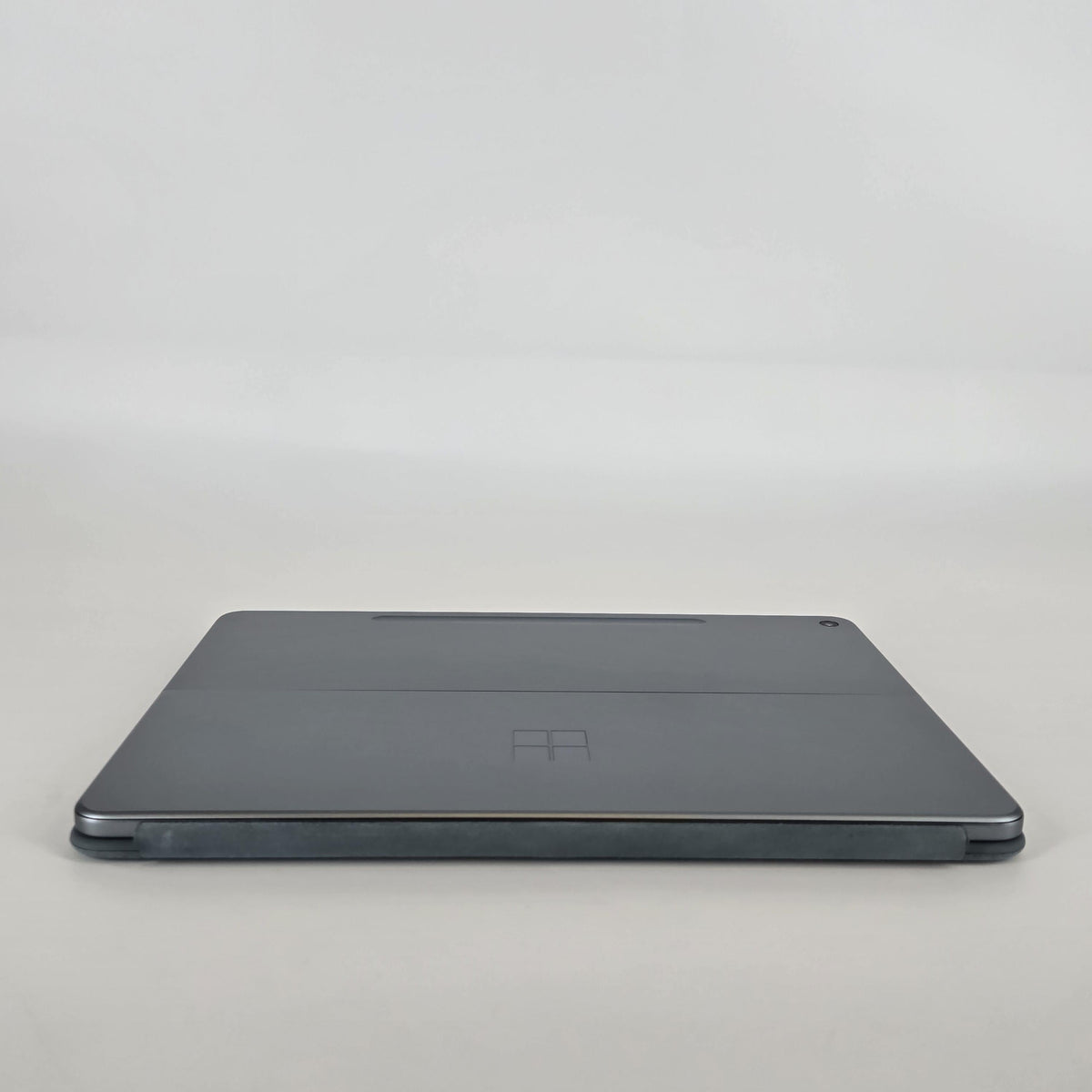 Surface Pro 12 Gray WiFi 3.3 GHz Qualcomm Snapdragon X Plus 16GB RAM 512GB UniversalFlashStorage