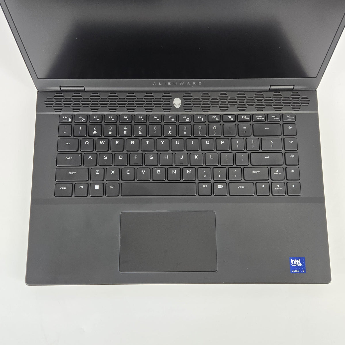 Dell Alienware M16 R2 Black 2.3 GHz Intel Core Ultra 9 32GB RAM 1TB Solid State Drive NVIDIA GeForce RTX 4070 8 GB