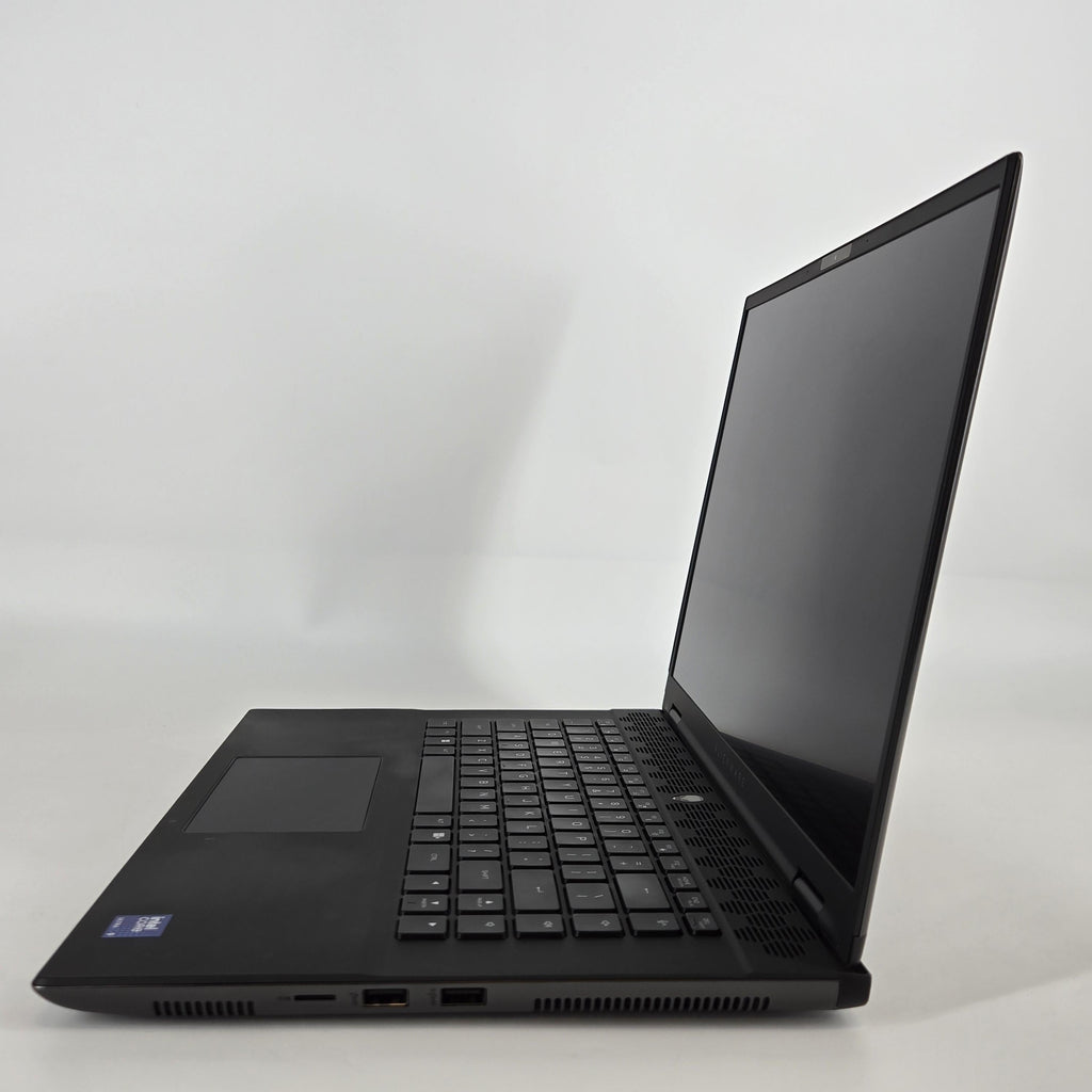 Dell Alienware M16 R2 Black 2.3 GHz Intel Core Ultra 9 32GB RAM 1TB Solid State Drive NVIDIA GeForce RTX 4070 8 GB