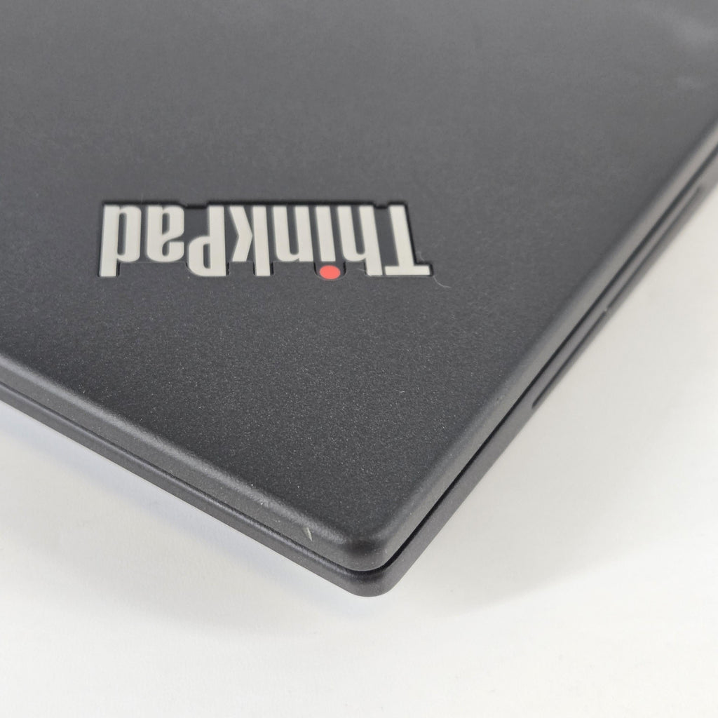 Lenovo ThinkPad P16s Gen 2 Black 3.3 GHz AMD Ryzen 7 Pro 7840U 64GB RAM 1TB Solid State Drive