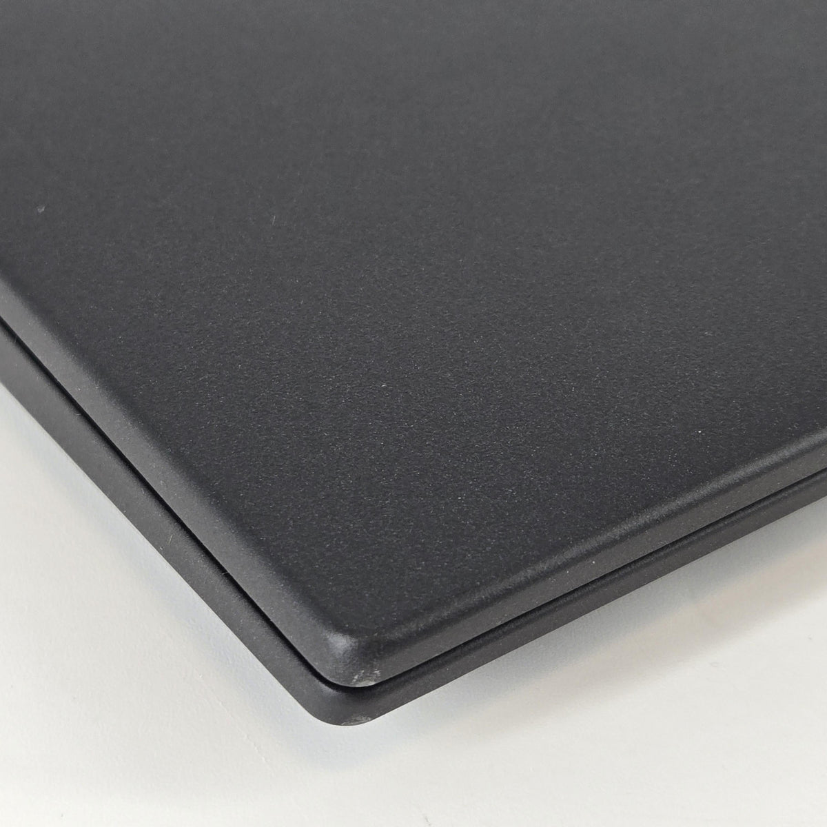 Lenovo ThinkPad P16s Gen 2 Black 3.3 GHz AMD Ryzen 7 Pro 7840U 64GB RAM 1TB Solid State Drive