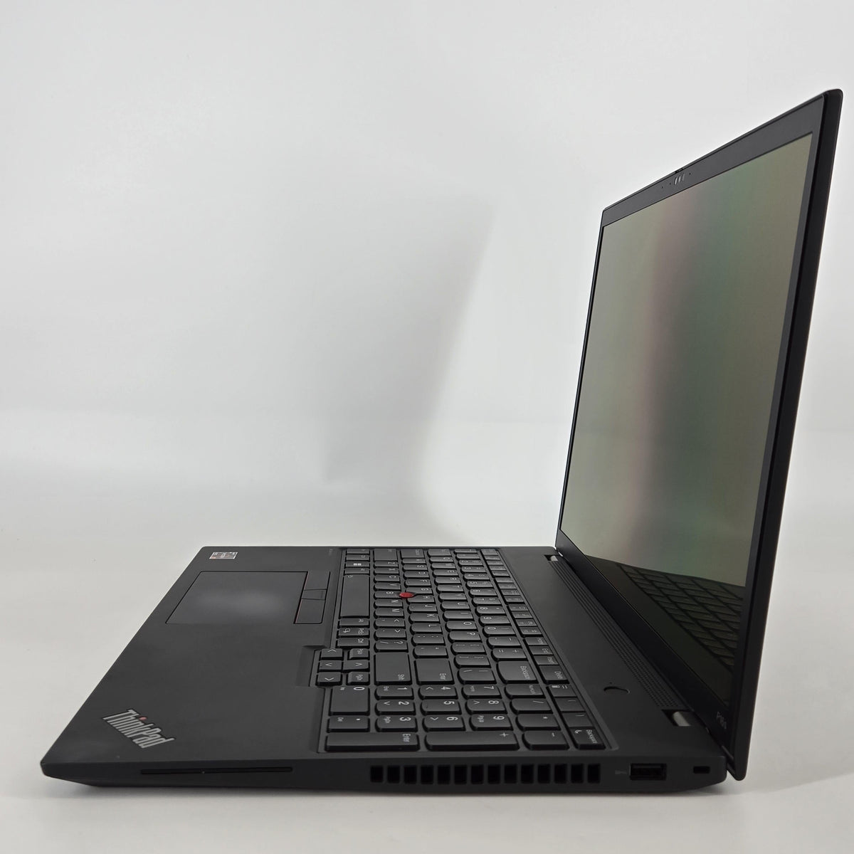 Lenovo ThinkPad P16s Gen 2 Black 3.3 GHz AMD Ryzen 7 Pro 7840U 64GB RAM 1TB Solid State Drive