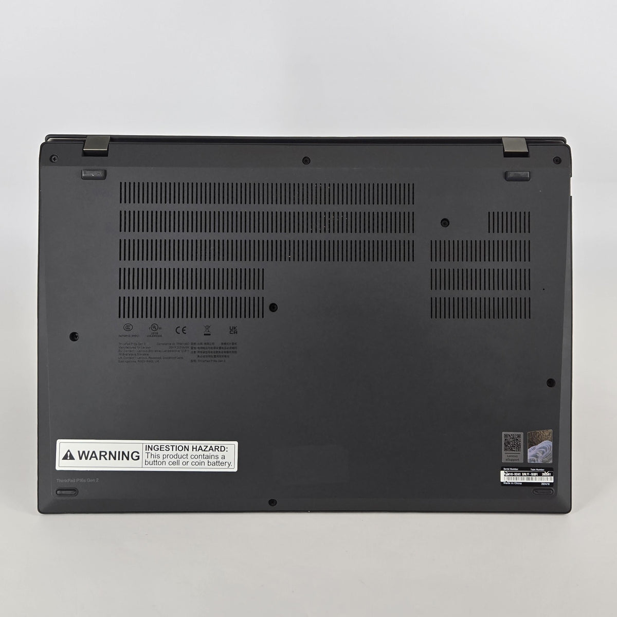 Lenovo ThinkPad P16s Gen 2 Black 3.3 GHz AMD Ryzen 7 Pro 7840U 64GB RAM 1TB Solid State Drive