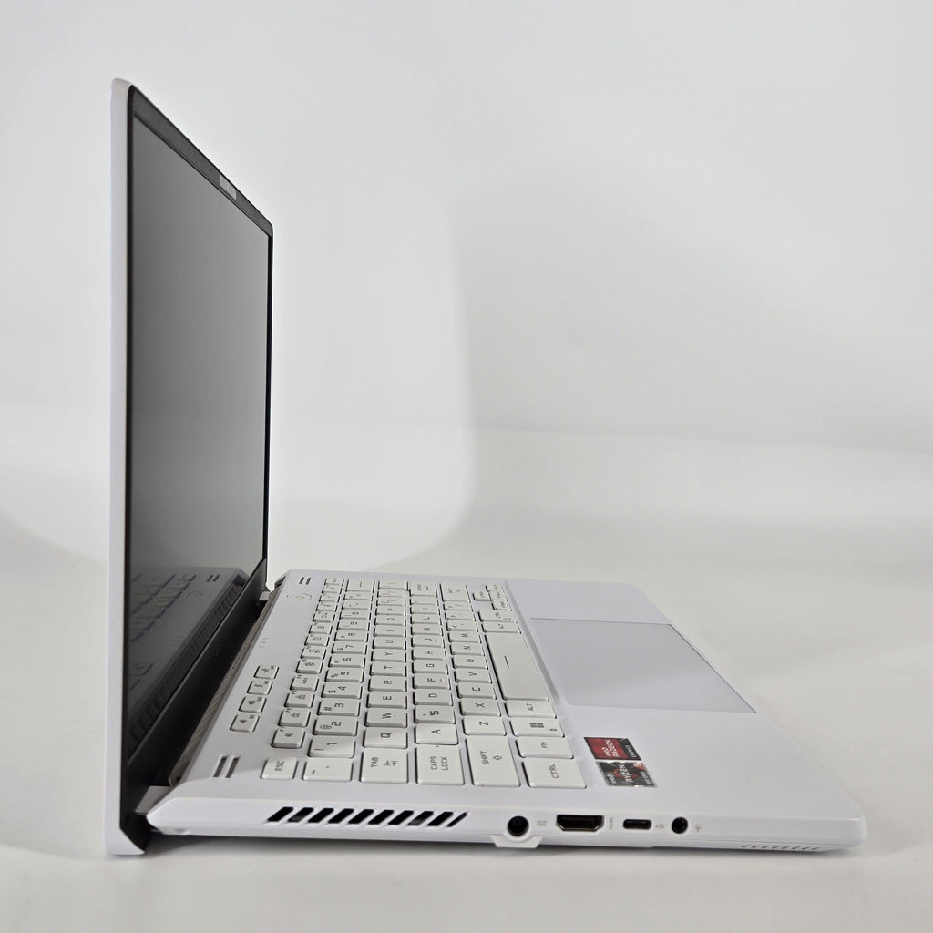 ROG Zephyrus G14 GA402 14 White 3.3 GHz AMD Ryzen 9 6900HS 32GB RAM 1TB Solid State Drive AMD Radeon RX 6800S 8 GB