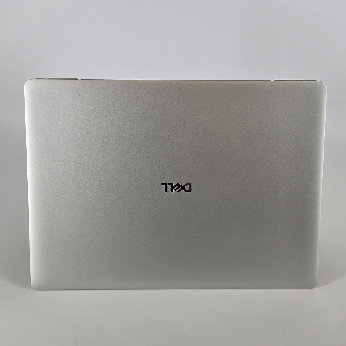 Dell Pro 14 PC14250 Platinum Silver 2.0 GHz Intel Core Ultra 5 Series 2 16GB RAM 256GB Solid State Drive