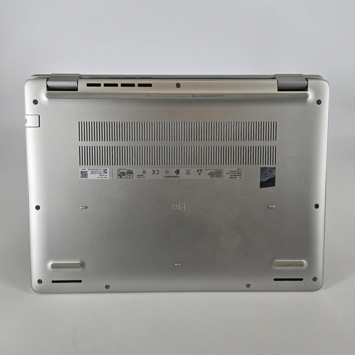 Dell Pro 14 PC14250 Platinum Silver 2.0 GHz Intel Core Ultra 5 Series 2 16GB RAM 256GB Solid State Drive