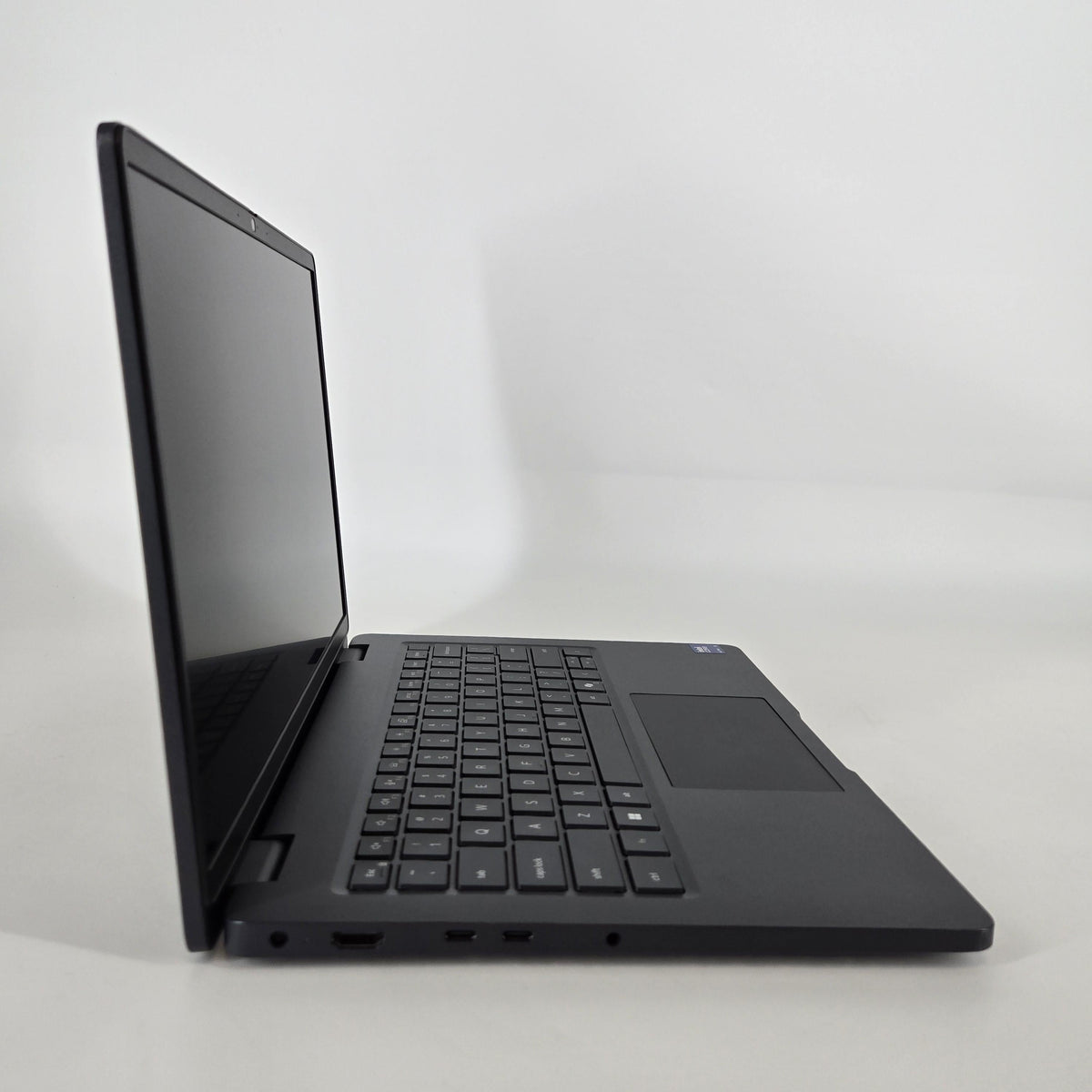 Dell Pro 14 PC14250 Magnetite 1.5 GHz Intel Core Ultra 5 Series 2 16GB RAM 256GB Solid State Drive