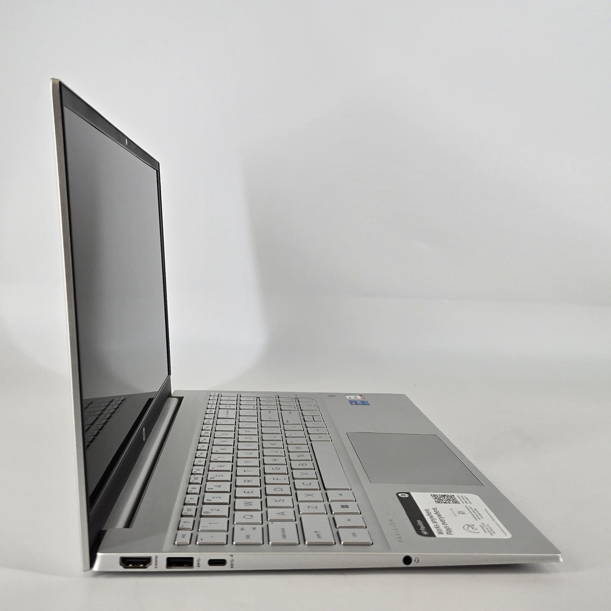 HP Pavilion 15 Silver 1.3 GHz Intel Core i5 12th Gen. 12GB RAM 256GB Solid State Drive