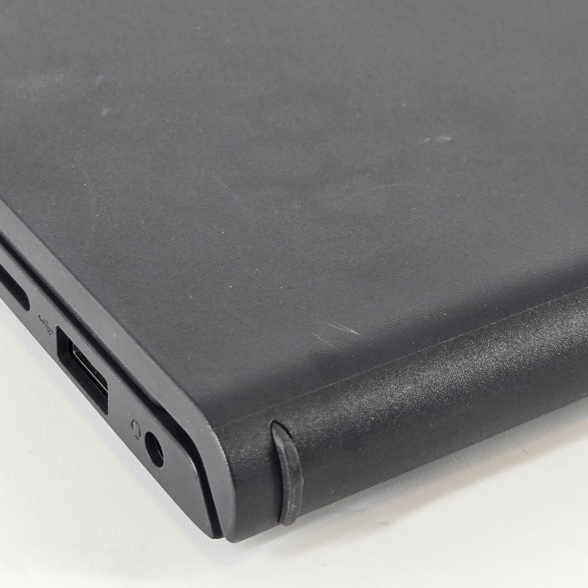 Dell 15 DC15250 Carbon Black 1.2 GHz Intel Core 3 8GB RAM 512GB Solid State Drive
