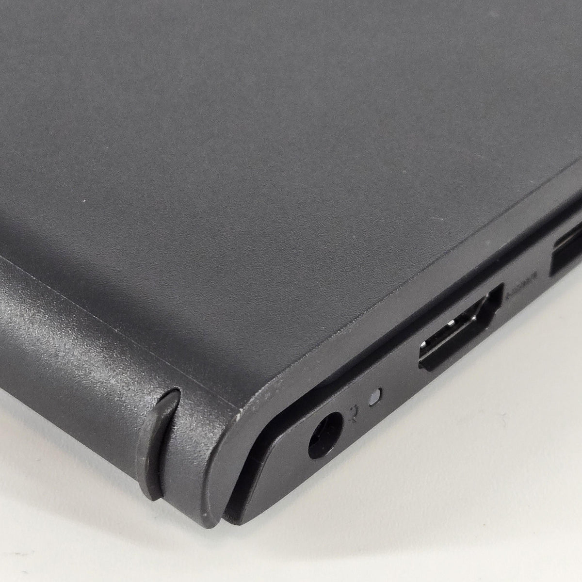 Dell 15 DC15250 Carbon Black 1.2 GHz Intel Core 3 8GB RAM 512GB Solid State Drive