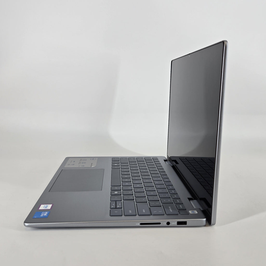 Inspiron 7440 (2-in-1) 14 Blue 1.8 GHz Intel Core 7 32GB RAM 1TB Solid State Drive