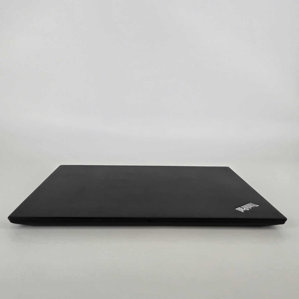 Lenovo ThinkPad T490s 14 Black 1.8 GHz Intel Core i7 8th Gen. 16GB RAM 512GB Solid State Drive