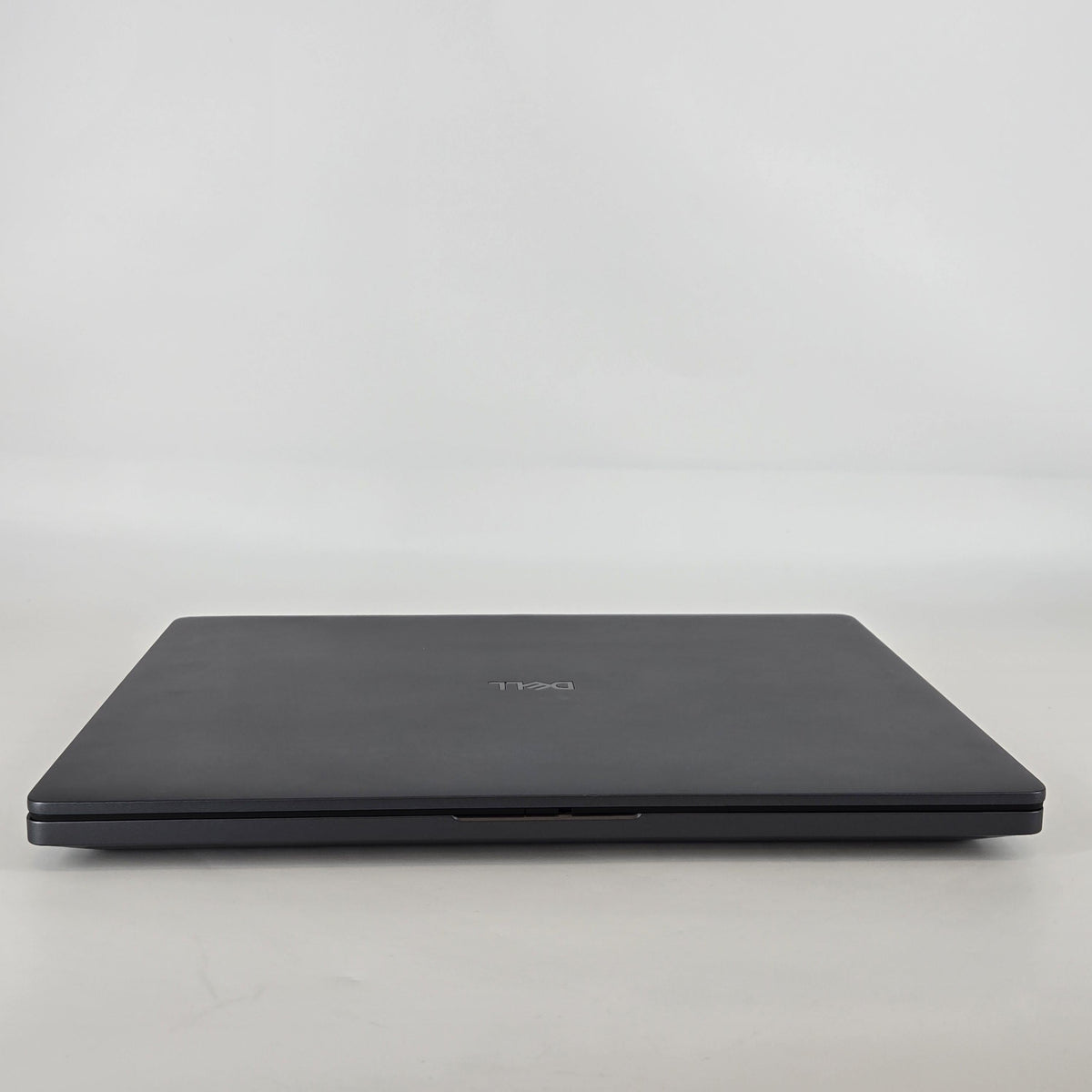 Pro Max 18 Plus MB18250 Magnetite 2.8 GHz Intel Core Ultra 9 Series 2 64GB RAM 512GB Solid State Drive NVIDIA RTX PRO 3000 Blackwell 12 GB