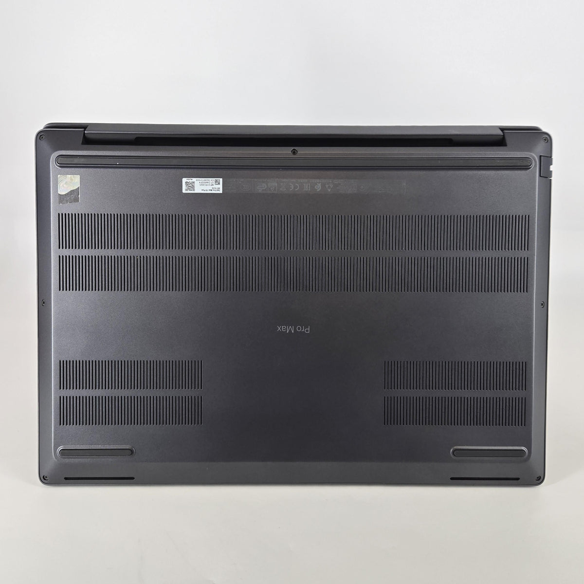 Pro Max 18 Plus MB18250 Magnetite 2.8 GHz Intel Core Ultra 9 Series 2 64GB RAM 512GB Solid State Drive NVIDIA RTX PRO 3000 Blackwell 12 GB