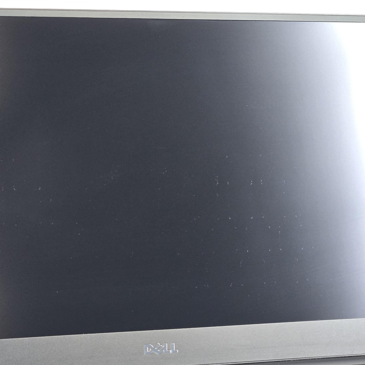 Dell XPS 13 9360 Silver 1.8 GHz Intel Core i7 8th Gen. 8GB RAM 256GB Solid State Drive