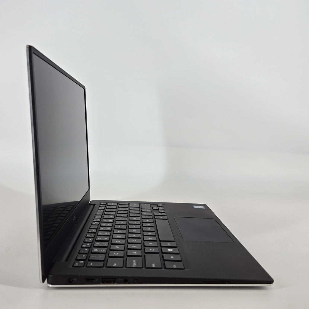Dell XPS 13 9360 Silver 1.8 GHz Intel Core i7 8th Gen. 8GB RAM 256GB Solid State Drive
