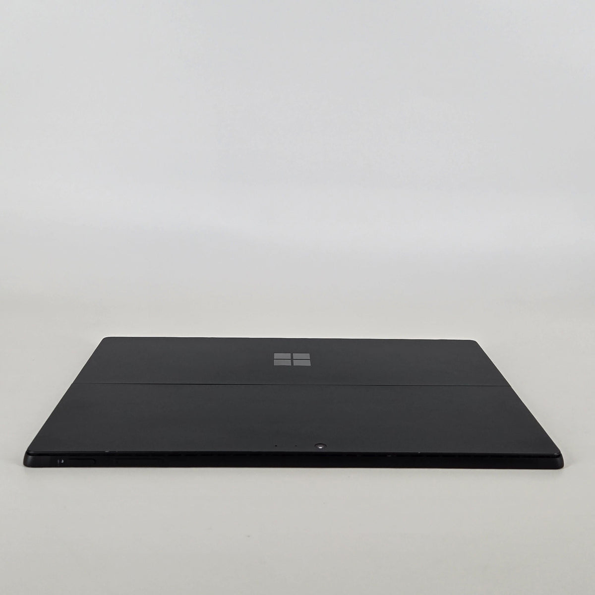 Microsoft Surface Pro 6 12.3 Black WiFi 1.9 GHz Intel Core i7 8th Gen. 16GB RAM 512GB Solid State Drive