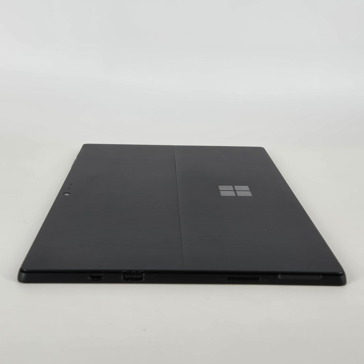 Microsoft Surface Pro 6 12.3 Black WiFi 1.9 GHz Intel Core i7 8th Gen. 16GB RAM 512GB Solid State Drive