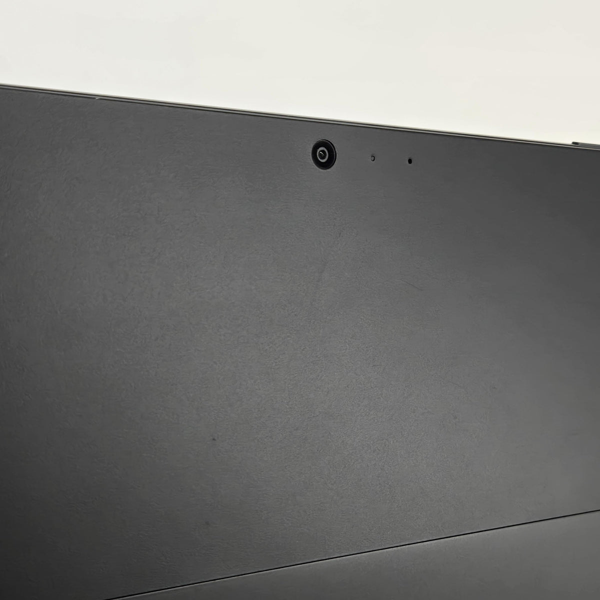 Microsoft Surface Pro 6 12.3 Black WiFi 1.9 GHz Intel Core i7 8th Gen. 16GB RAM 512GB Solid State Drive