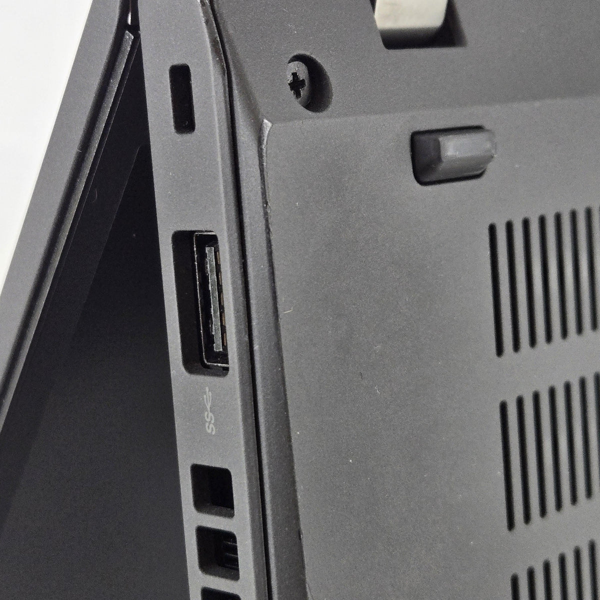Lenovo ThinkPad T14 Gen 3 Black 1.7 GHz Intel Core i7 12th Gen. 32GB RAM 512GB Solid State Drive