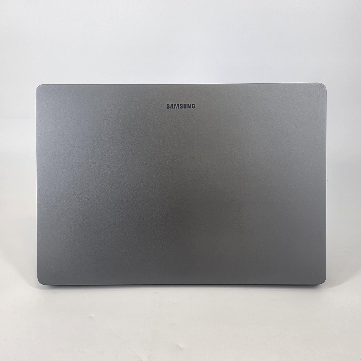 Samsung Galaxy Book6 Ultra 16 Gray Blue 1.9 GHz Intel Core Ultra 7 Series 3 32GB RAM 1TB Solid State Drive NVIDIA GeForce RTX 5070 8 GB