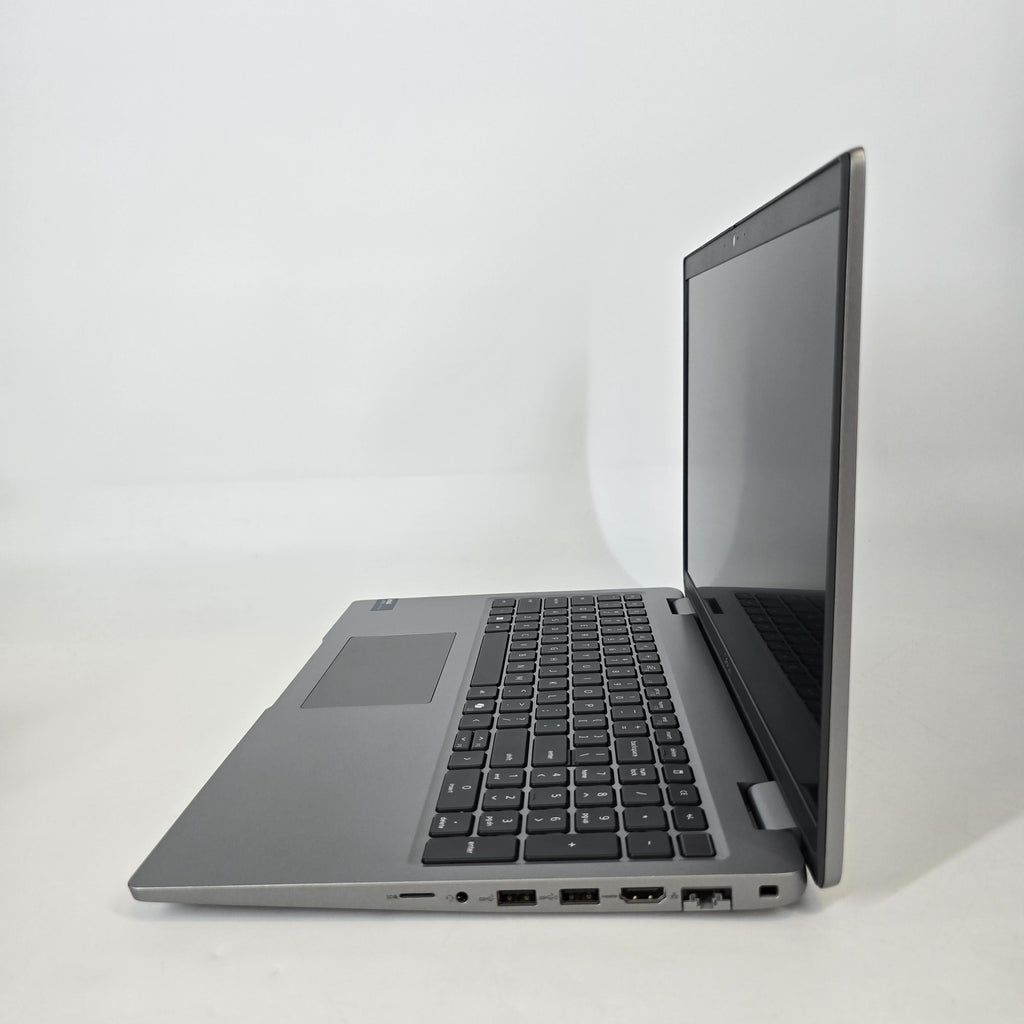 Dell Latitude 5550 15.6 Gray 1.6 GHz Intel Core Ultra 5 32GB RAM 256GB Solid State Drive