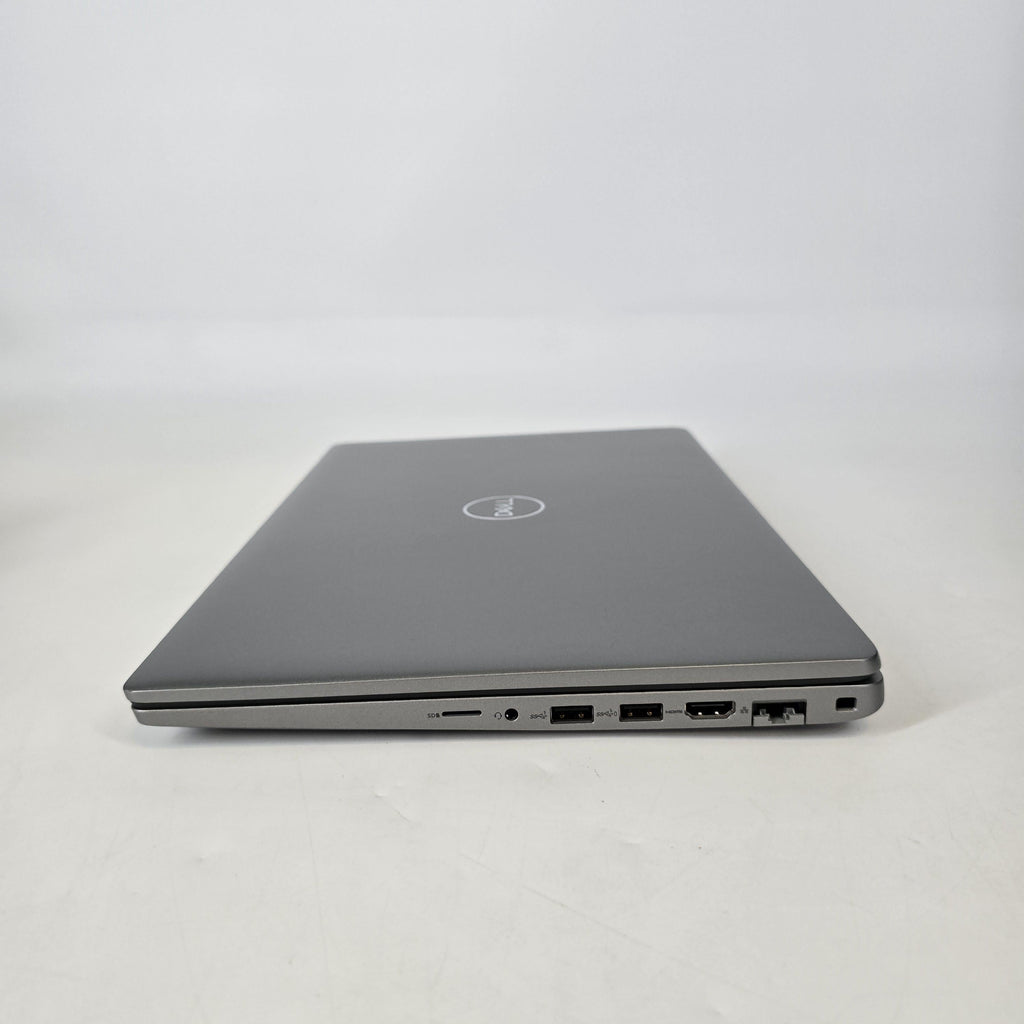 Dell Latitude 5550 15.6 Gray 1.6 GHz Intel Core Ultra 5 32GB RAM 256GB Solid State Drive
