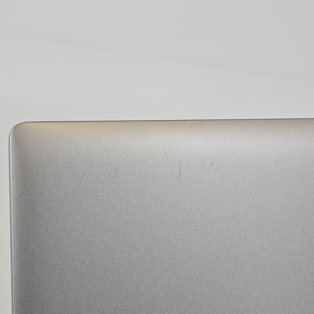 Dell Latitude 5550 15.6 Gray 1.6 GHz Intel Core Ultra 5 32GB RAM 256GB Solid State Drive