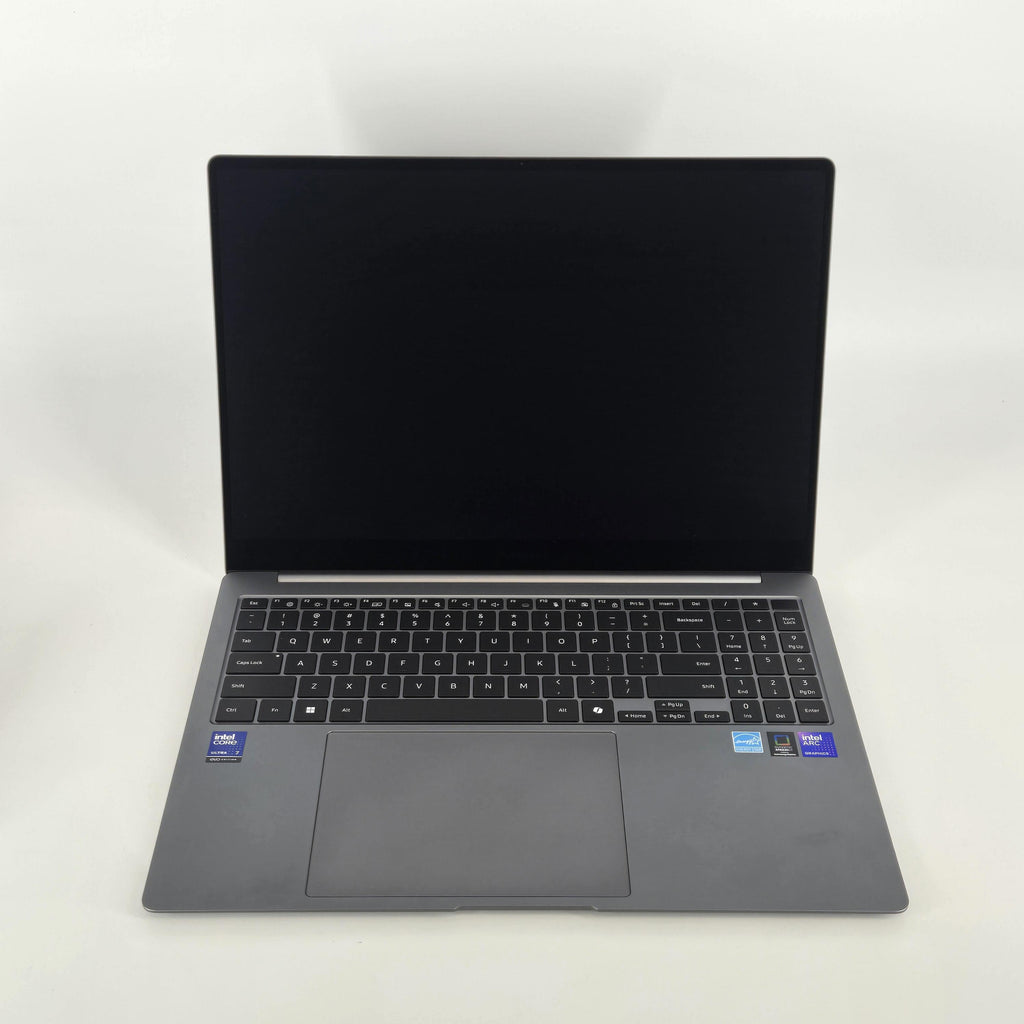Samsung Galaxy Book5 Pro 16 Gray 2.2 GHz Intel Core Ultra 7 Series 2 16GB RAM 1TB Solid State Drive