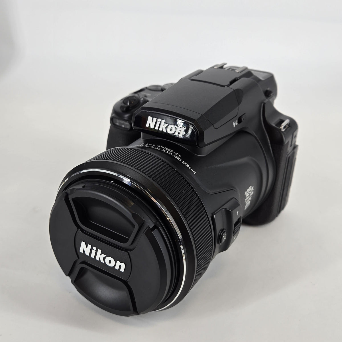 Nikon Coolpix P1100 16MP Black