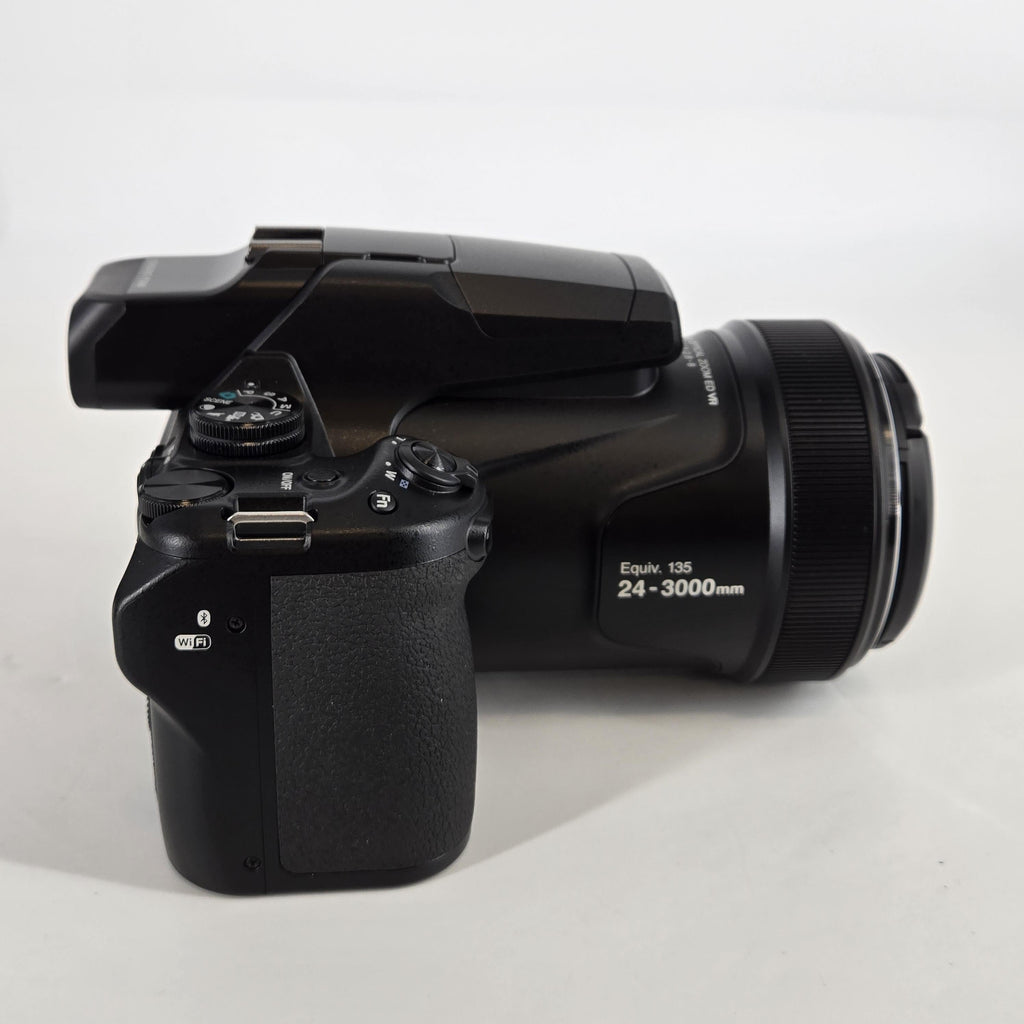 Nikon Coolpix P1100 16MP Black