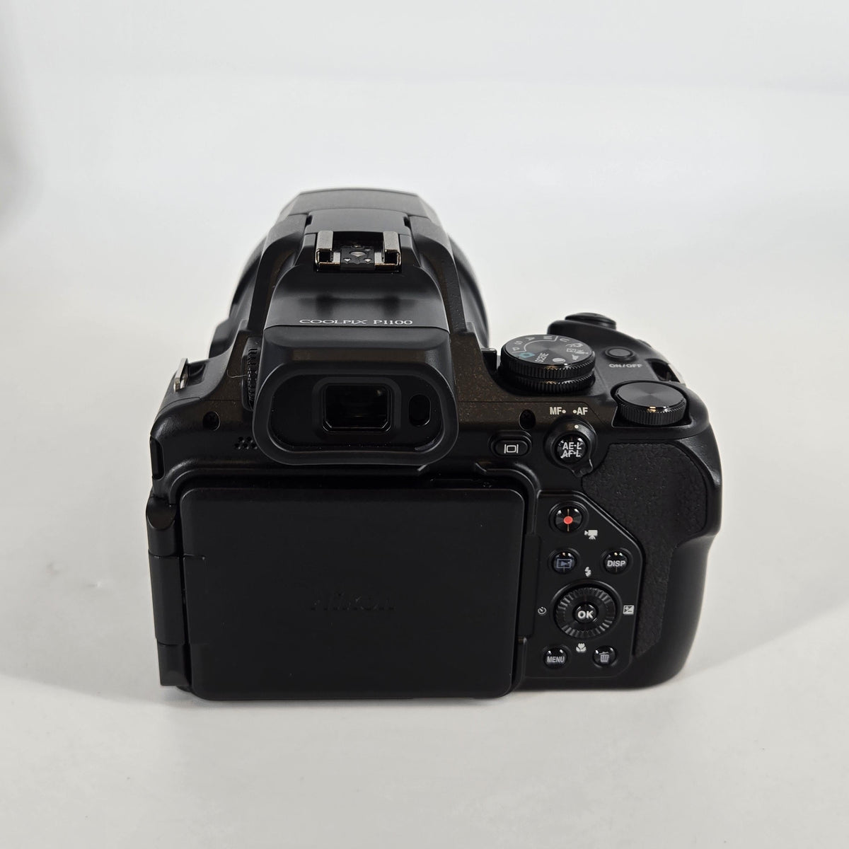 Nikon Coolpix P1100 16MP Black
