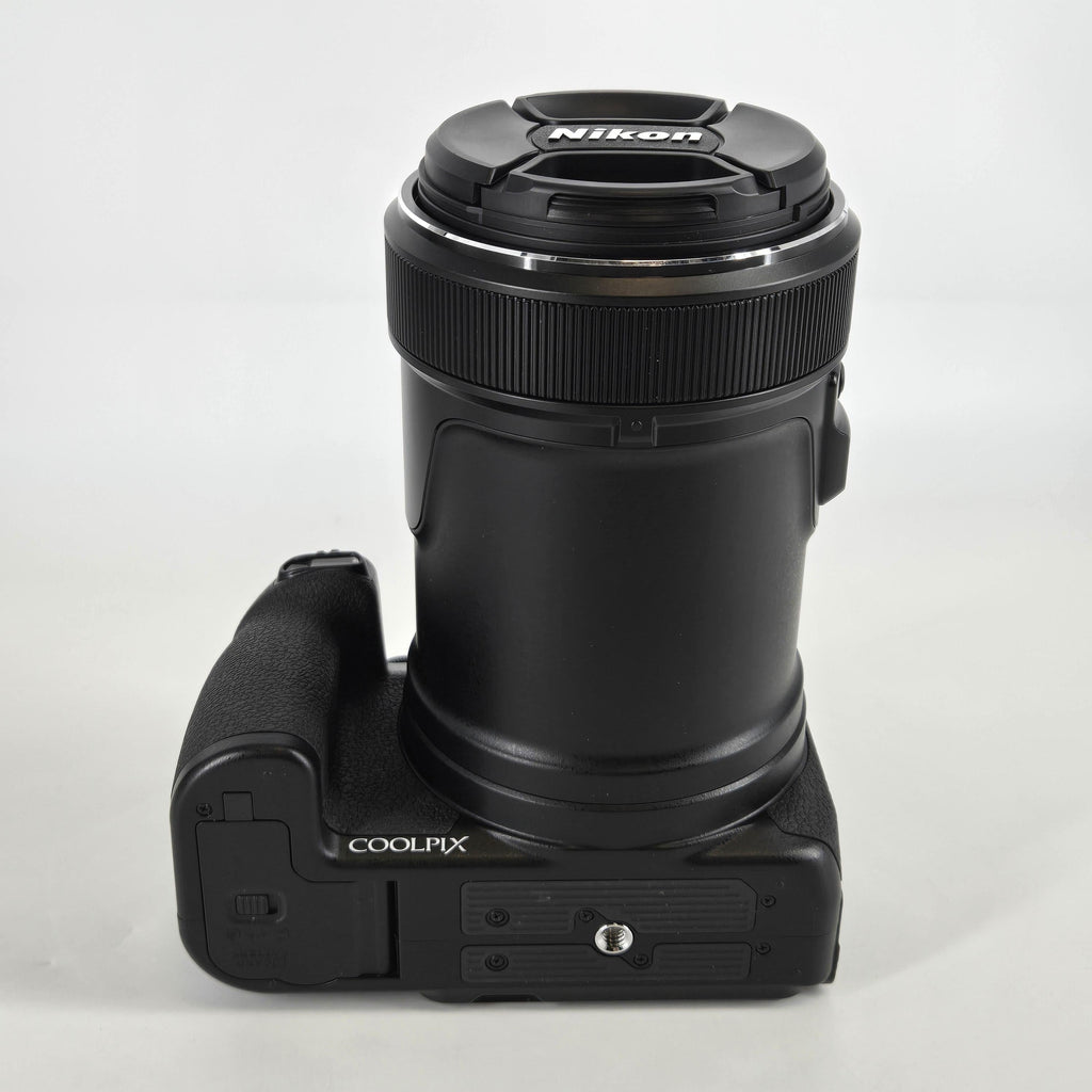 Nikon Coolpix P1100 16MP Black