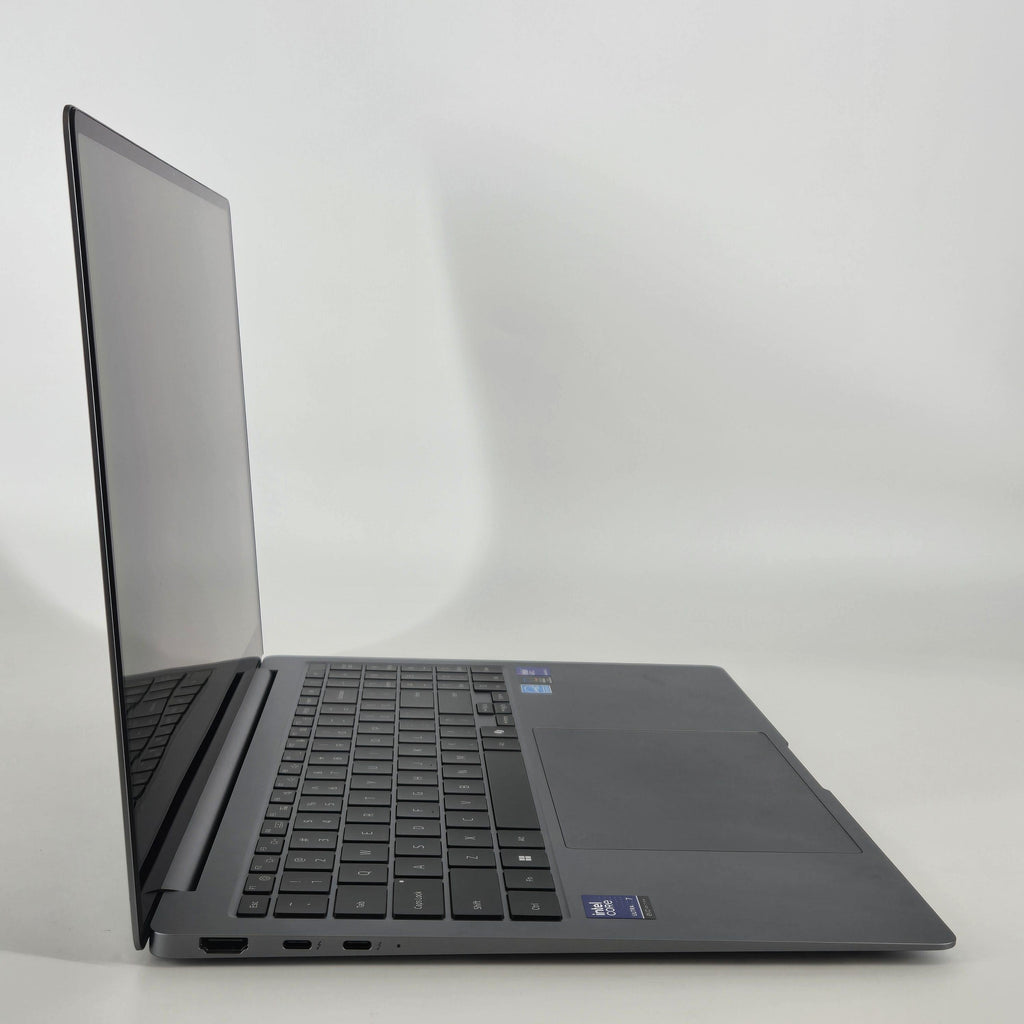 Samsung Galaxy Book5 Pro 16 Gray 2.2 GHz Intel Core Ultra 7 Series 2 16GB RAM 1TB Solid State Drive