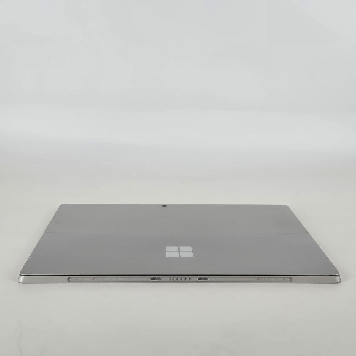 Surface Pro 4 12.3 Silver WiFi 2.4 GHz Intel Core i5 6th Gen. 4GB RAM 128GB Solid State Drive