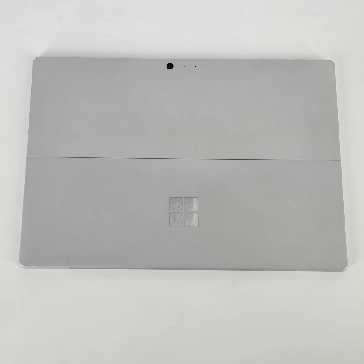 Surface Pro 4 12.3 Silver WiFi 2.4 GHz Intel Core i5 6th Gen. 4GB RAM 128GB Solid State Drive